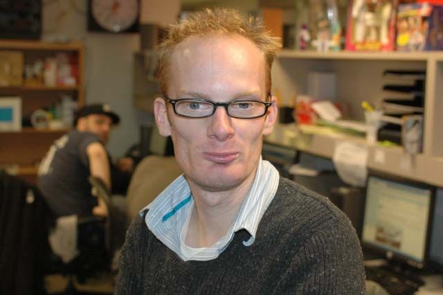 9210-rs-10-28-09-medicated-pete-new-hair-style_8656.jpg