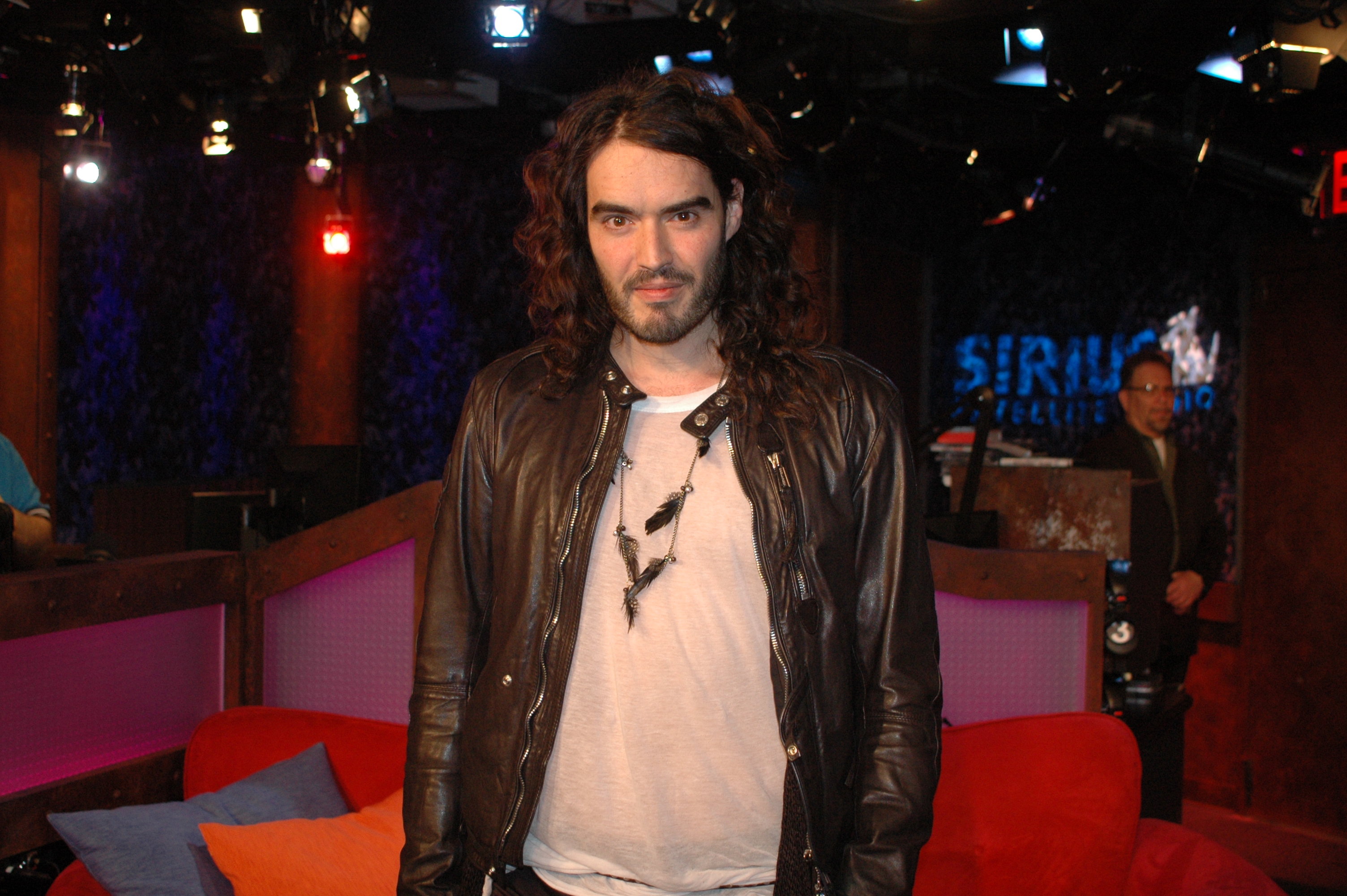 Russell Brand Loves the Tough Questions Howard Stern picture
