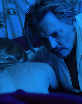 Johnny Depp burns Marilyn Manson's underwear in new music video - 8days