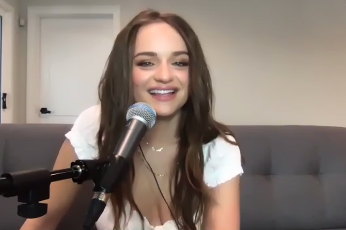 700px x 466px - Joey King on How 'Kissing Booth' Changed Her Life and Why She's Won't Date  Any of Her Co-Stars Again | Howard Stern