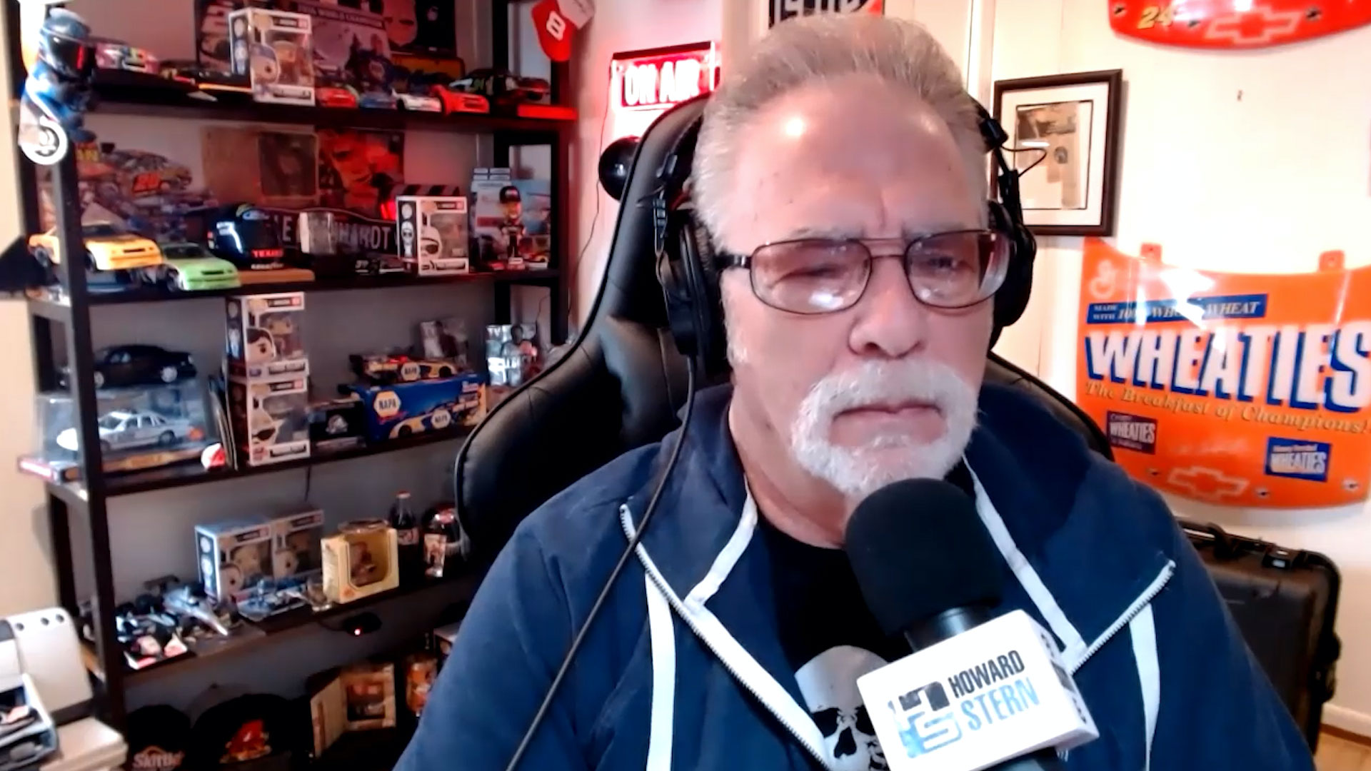 VIDEO: Ronnie Mund Pumps the Brakes on Apples' Car-Related ...