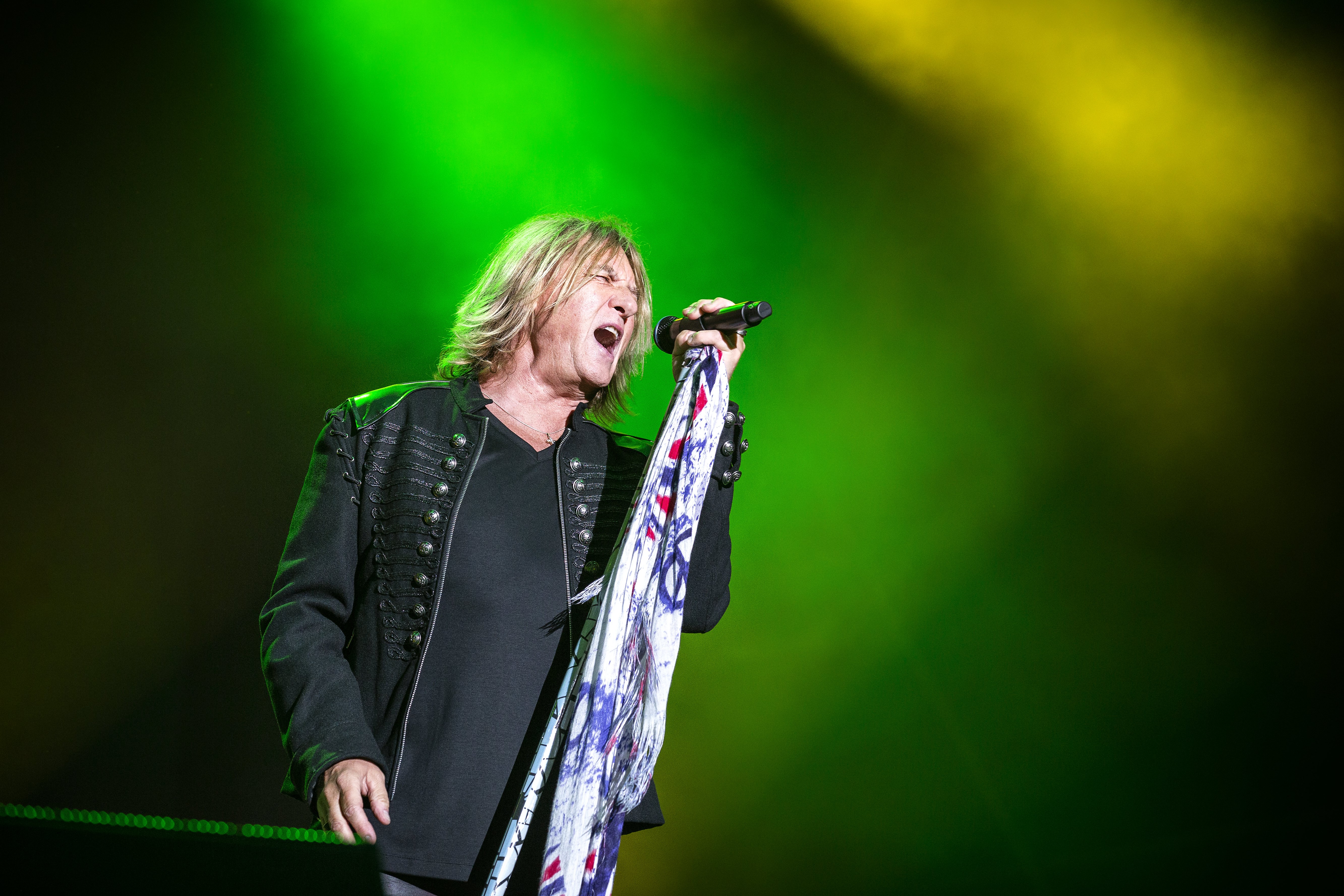 Def Leppard Concert at Legendary Whiskey a Go Go to Be Broadcast on Howard  101 | Howard Stern