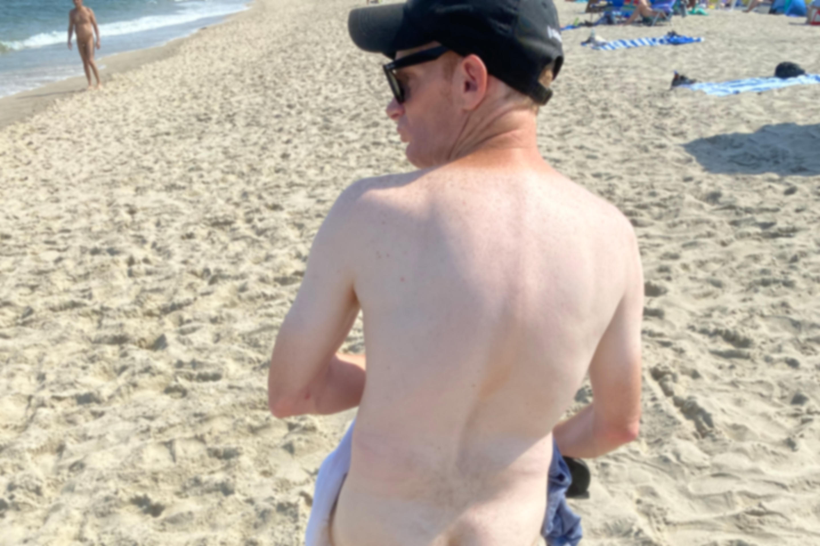 Drunk Party Naked Beach Videos - Medicated Pete Fulfills His Dream of Visiting a Nude Beach | Howard Stern